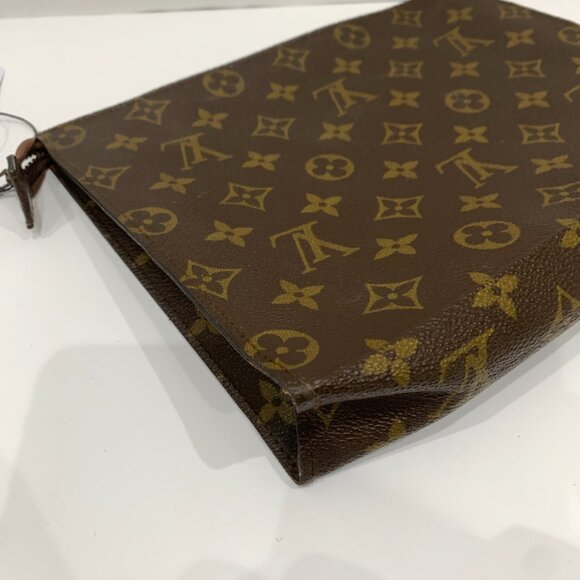Louis Vuitton Monogram Flat Pochette Sku#84455 - Picture 4 of 6